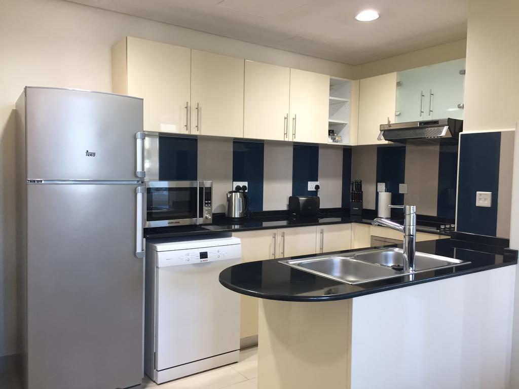 דובאי Espace Holiday Homes - Ocean Heights 14 מראה חיצוני תמונה